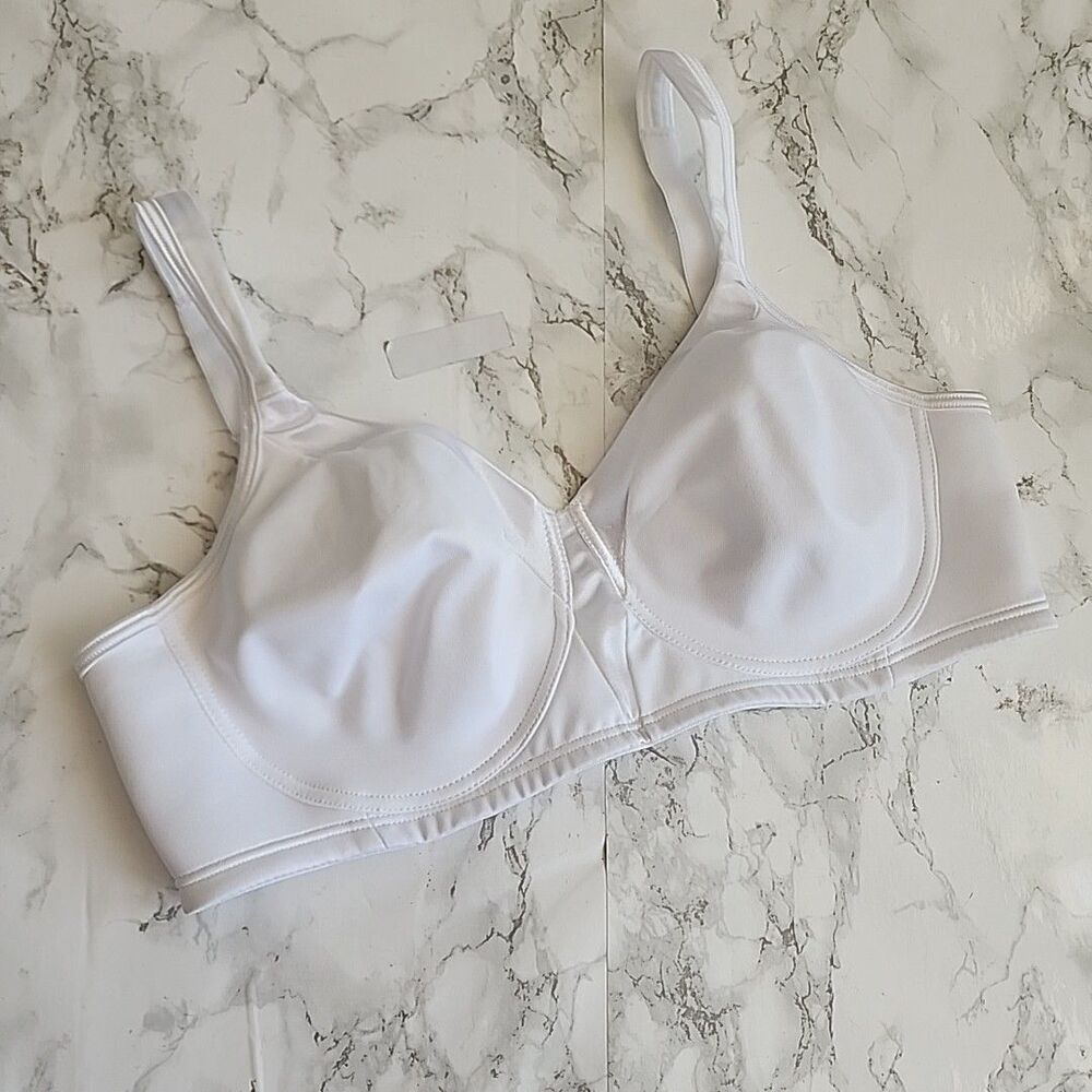 Playtex 18 Hour Silky Soft Smoothing Cool & Breathable White Bra Women's 38C